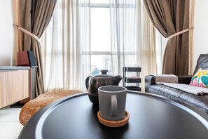 Living area - Captivating 3-bed Apartment in Kuala Lumpur (Kuala Lumpur)