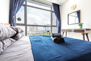 3 bedrooms, iron/ironing board, free WiFi, bed sheets - Captivating 3-bed Apartment in Kuala Lumpur (Kuala Lumpur)