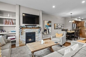 Stadtwohnung, 3 Schlafzimmer | Wohnbereich