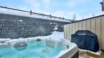 Nhà liên kế, 3 phòng ngủ | Bồn tắm spa ngoài trời