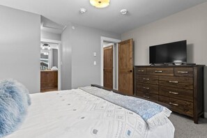 Stadtwohnung, 3 Schlafzimmer | 3 Schlafzimmer, kostenloses WLAN