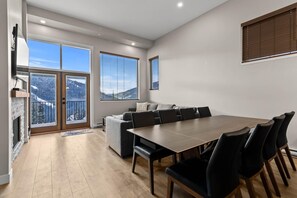 Meeting facility - Powder Heights #18 3 Bedroom Townhouse (Sun Peaks)