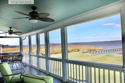 Stunning Dunnsville Retreat on Rappahannock River w/ Boat Dock!