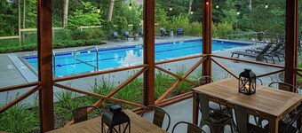 Cottage in the Woods + Pool, Fishing Pond