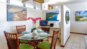 Dining - Royal Kahana 514 ~ Relaxing One Bedroom Oceanfront Oasis (Lahaina)
