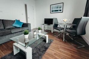 Interior - Arlan Apartments Comfort and Ease (Hinckley)