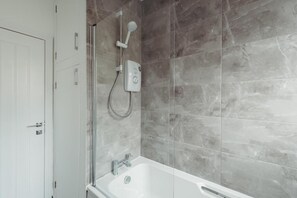 Apartment | Badezimmer