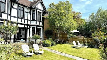 House | Property grounds