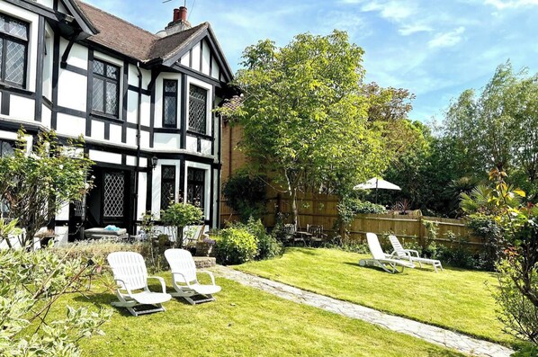 House | Property grounds