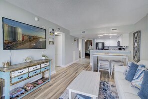 TV - HS-1129 Spacious 2-bedroom condo in Myrtle Beach (Myrtle Beach)