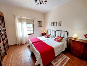 1 soveværelse, strygejern/strygebræt, gratis Wi-Fi, sengetøj