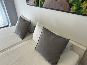 1 habitación, escritorio, wifi gratis y ropa de cama 