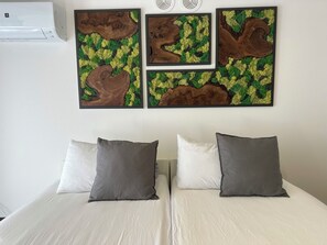 1 habitación, escritorio, wifi gratis y ropa de cama 