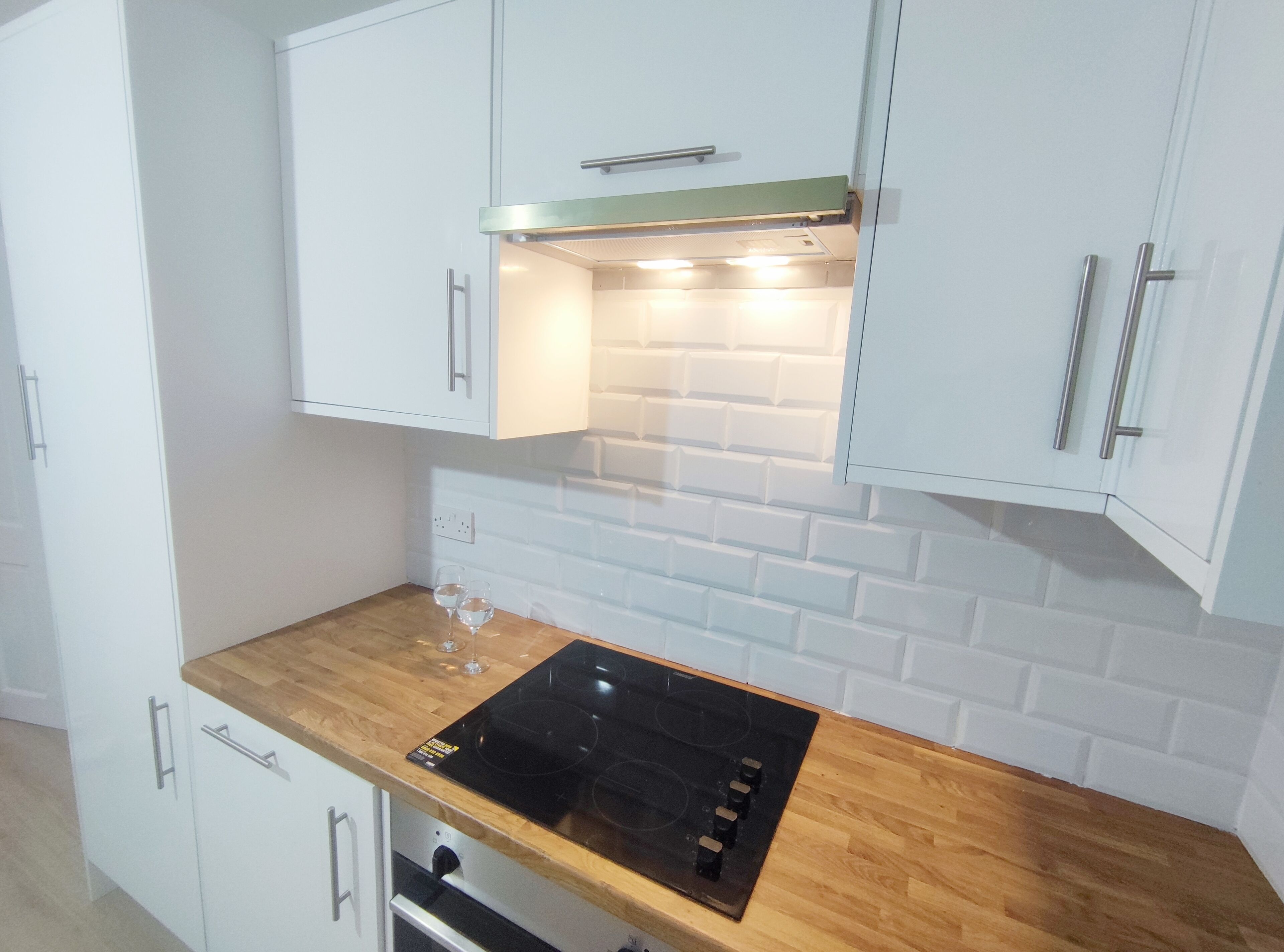 Apartment | Private kitchen | Fridge, oven, stovetop, dishwasher