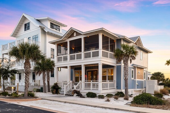 Exterior - Book Now for Festive Stays! Livin' the Dream! Bay Views! Community Amenities! (Port St. Joe)