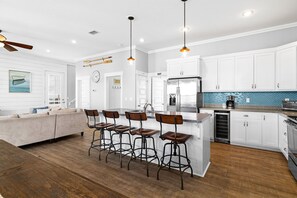 Fridge, microwave, oven, stovetop - Book Now for Festive Stays! Livin' the Dream! Bay Views! Community Amenities! (Port St. Joe)