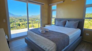 4 chambres, bureau, fer et planche Ă repasser, Wi-Fi gratuit