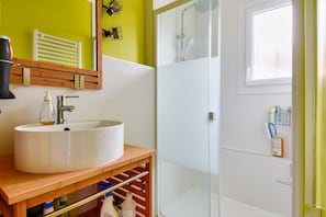 Dusche, Haartrockner