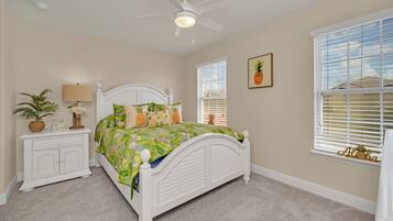 5 slaapkamers, een strijkplank/strijkijzer, wifi, beddengoed