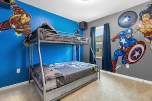 6 bedrooms, iron/ironing board, WiFi, bed sheets