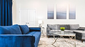 Smart TV - Last Minute Disney! Private Pool, Hot Tub & Themed Bedrooms. Book Now! #106587 (Orlando)