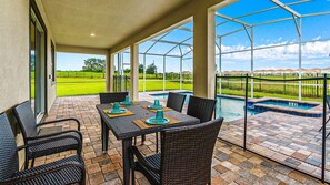 Outdoor dining - Last Minute Disney Getaway! Villa with Private Pool & Hot Tub. Book Now! #106591 (Orlando)
