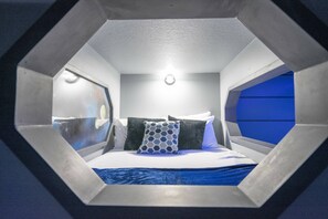 8 Schlafzimmer, Bügeleisen/Bügelbrett, WLAN, Bettwäsche