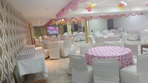 Birthday party area - Ambrosia by Zenith (New Delhi)