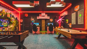 Spielezimmer
