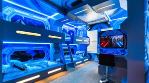 10 bedrooms, iron/ironing board, WiFi, bed sheets - Last Minute Disney! Private Pool, Hot Tub, Game Room & Themed Bedrooms. Book Now! #110069 (Orlando)