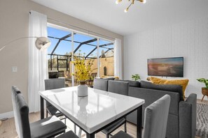 Dining - Last Minute Disney Getaway! Townhouse with Private Pool. Book Now! #66057 (Orlando)