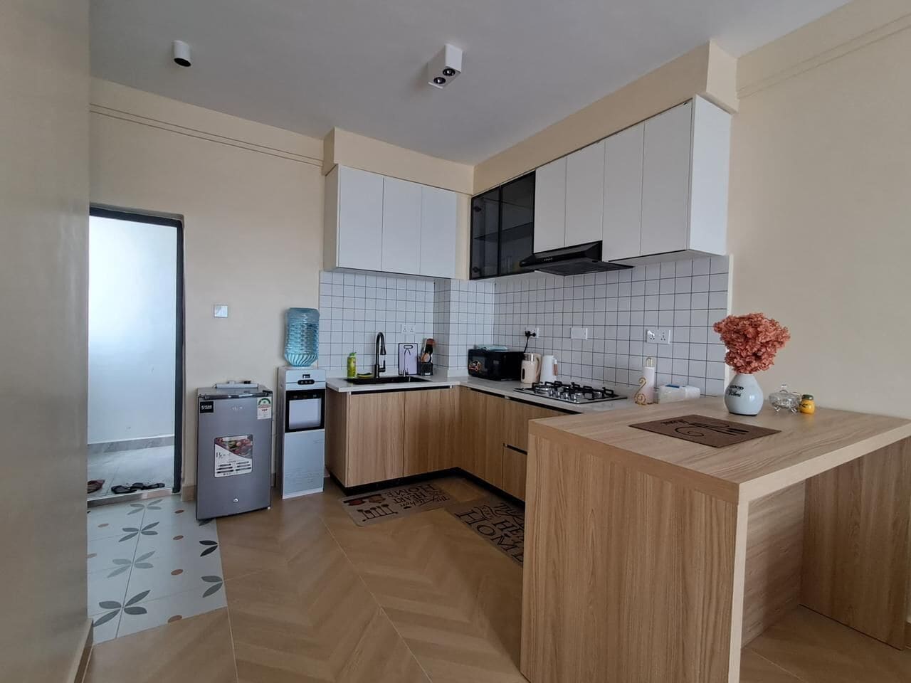 Premier Apartment, 1 Bedroom, Mobility Accessible, Kitchenette | Private kitchen | Full-size fridge, microwave, oven, stovetop