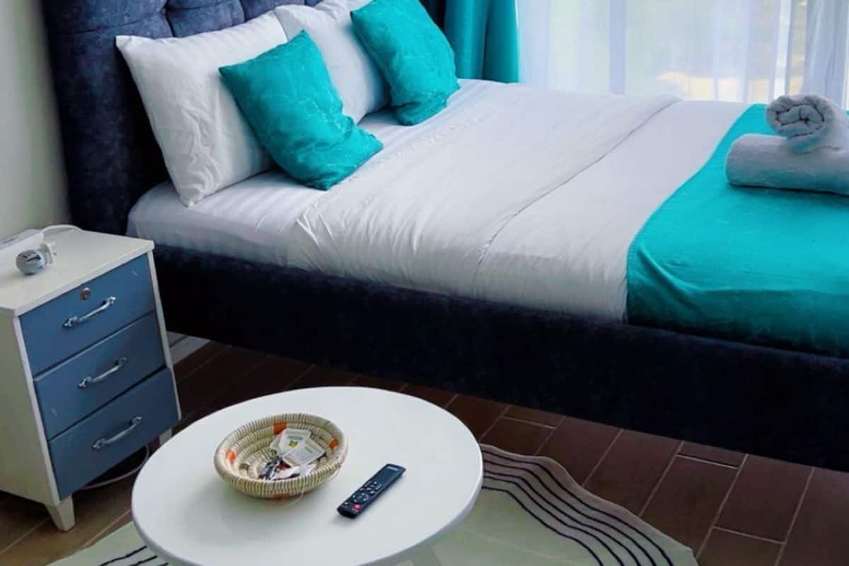 Executive-studiosviitti | 1 makuuhuone, Tempur Pedic -patjalliset sängyt, silitysrauta/-lauta