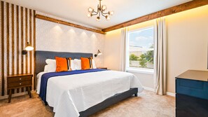 10 slaapkamers, een strijkplank/strijkijzer, wifi, beddengoed