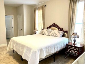 6 Schlafzimmer, Bügeleisen/Bügelbrett, WLAN, Bettwäsche