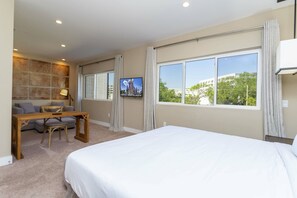 4 chambres, fer et planche à repasser, Wi-Fi, draps fournis