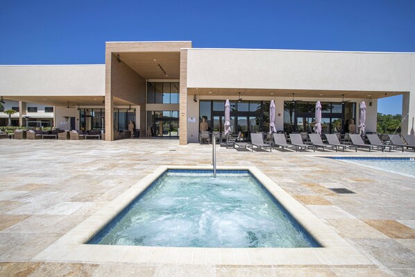 A heated pool - Last Minute Disney Getaway! Townhouse with Private Pool. Book Now! #94485 (Orlando)