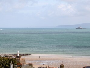 Nær stranden