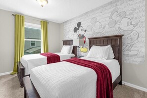 3 bedrooms, iron/ironing board, WiFi, bed sheets - Last Minute Disney Getaway! Private Pool & Themed Bedrooms. Book Now! #98227 (Orlando)