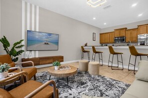 Smart TV - Last Minute Disney Getaway! Townhouse with Private Pool. Book Now! #101727 (Orlando)