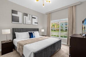 4 bedrooms, iron/ironing board, WiFi, bed sheets - Last Minute Disney Getaway! Townhouse with Private Pool. Book Now! #101727 (Orlando)