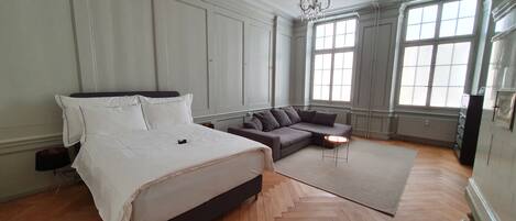 2 chambres, bureau, fer et planche Ă repasser, accĂšs au Wi-Fi (inclus)