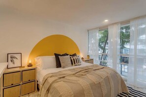 4 chambres, fer et planche à repasser, lit parapluie, Wi-Fi