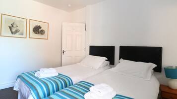 8 habitaciones, decoración personalizada y muebles diferentes