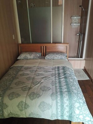 4 chambres, bureau, Wi-Fi, draps fournis