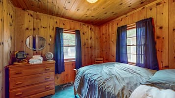 2 bedrooms, internet, bed sheets