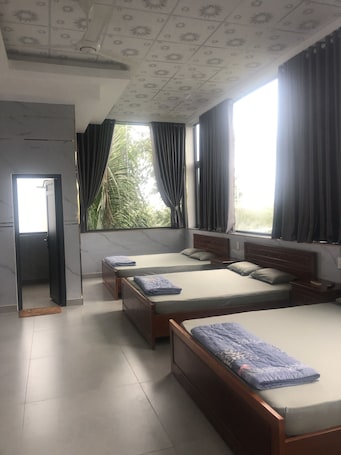 Design Triple Room | Individually decorated, individually furnished. Nha Nghi A&EM
