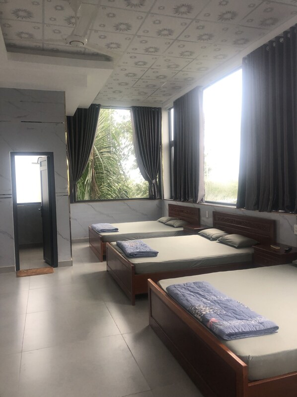 Design Triple Room | Individually decorated, individually furnished