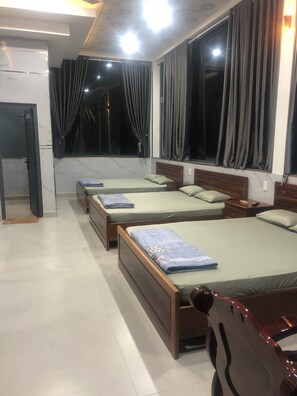 Design Triple Room | Individually decorated, individually furnished