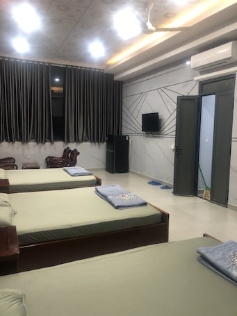 Design Triple Room